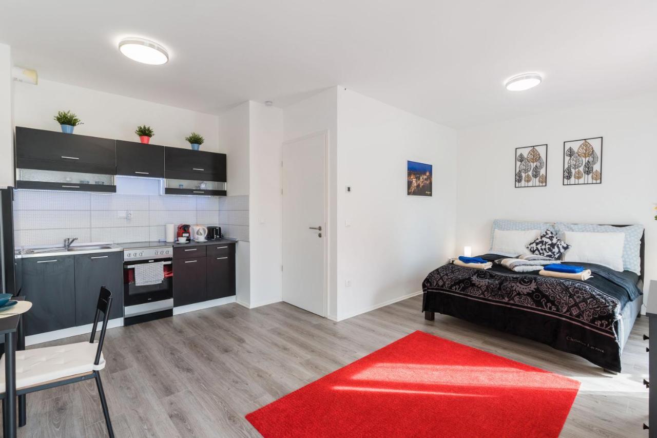 New Blue Danube Apartment With Balcony And Parking Budapest Exteriör bild