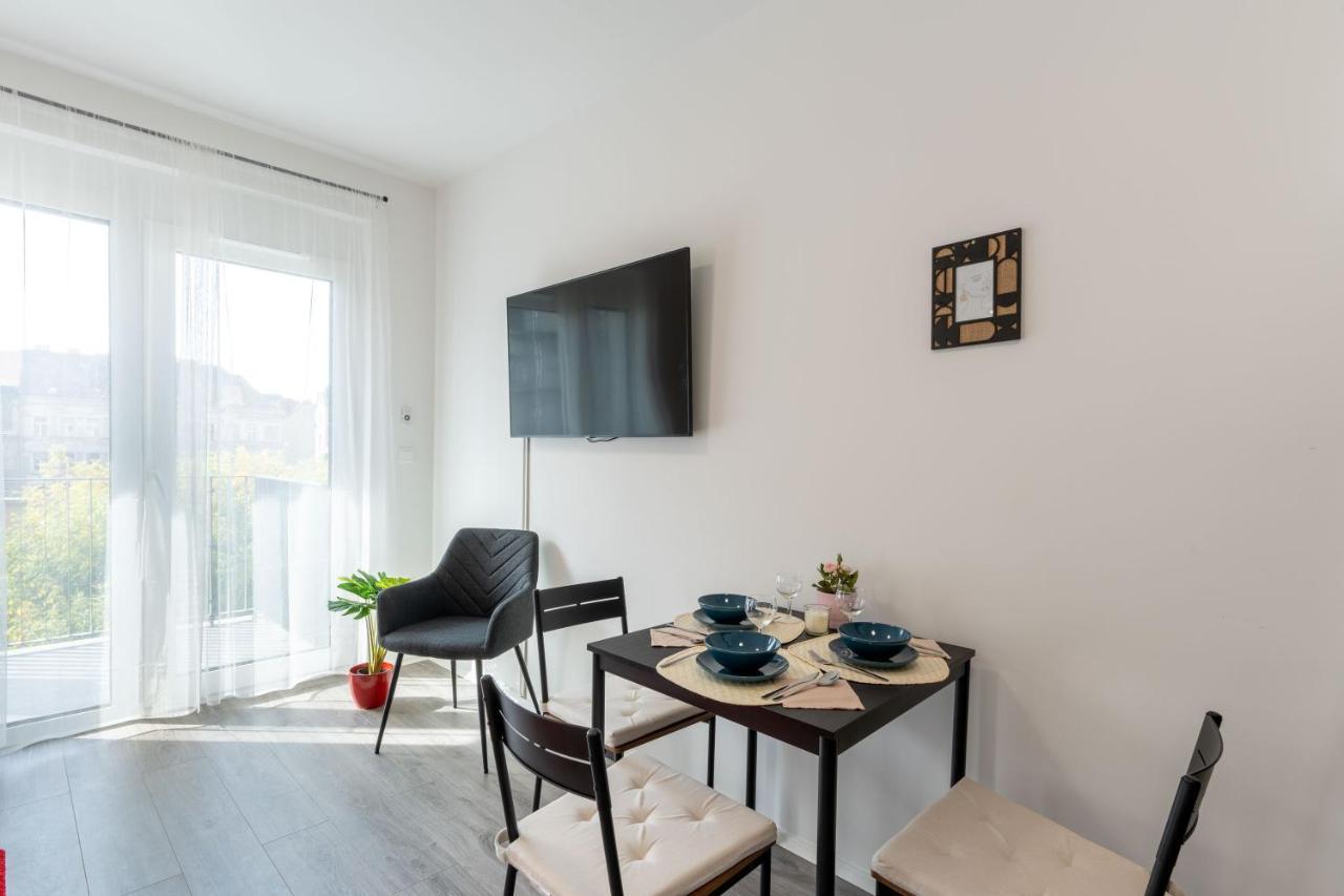 New Blue Danube Apartment With Balcony And Parking Budapest Exteriör bild