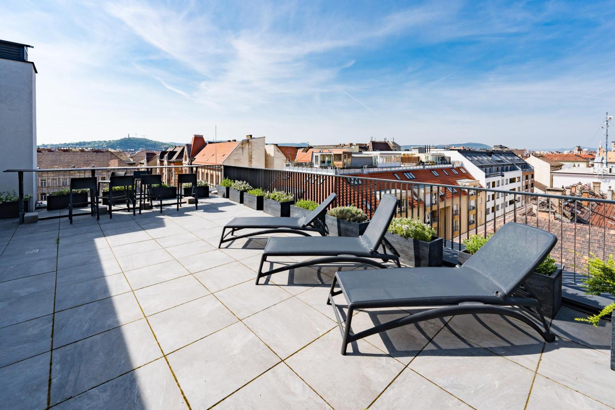 New Blue Danube Apartment With Balcony And Parking Budapest Exteriör bild